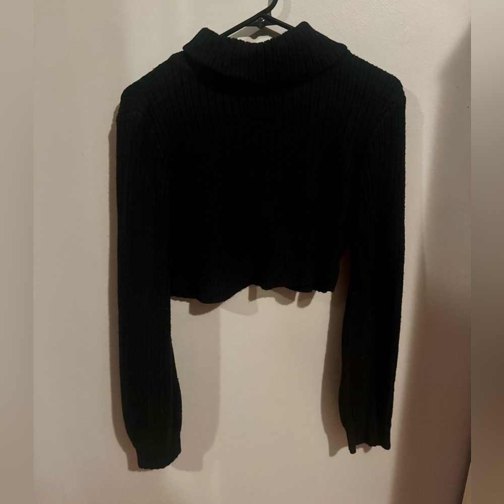 SHEIN KNITTED TURTLE NECK